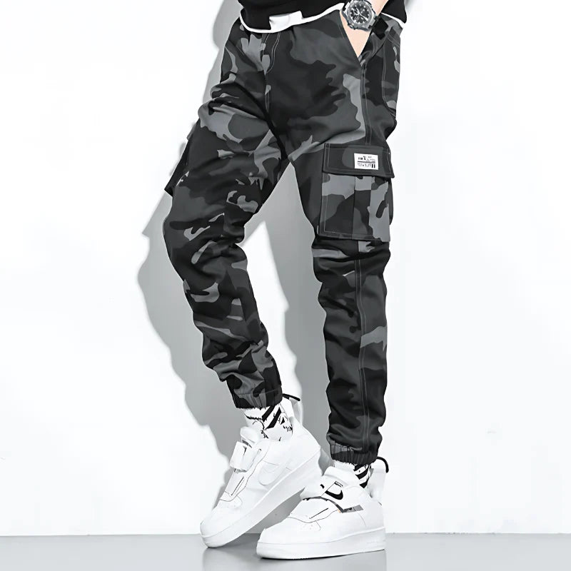 Men’s Stretch Camouflage Cargo Pants with Tapered Fit