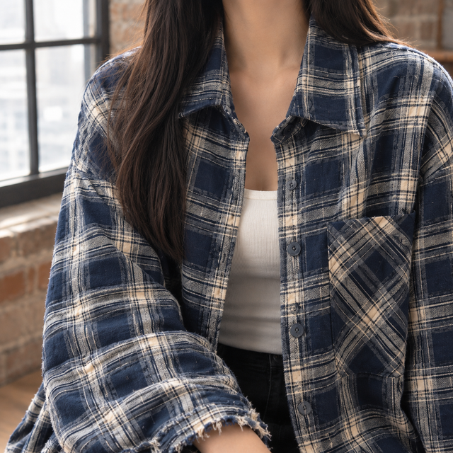 Women’s Oversized Plaid Button-Front Shirt Jacket