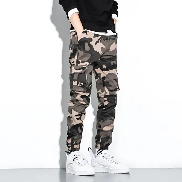 Men’s Stretch Camouflage Cargo Pants with Tapered Fit