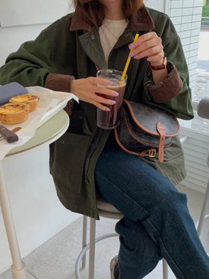 Women’s Oversized Utility Jacket with Patch Pockets and Relaxed Fit