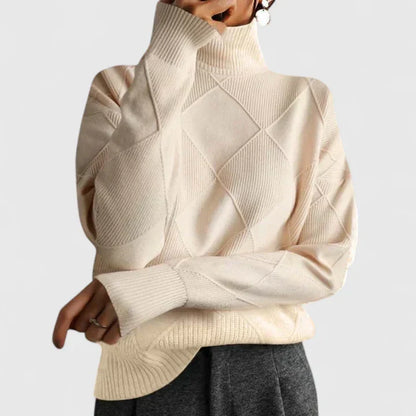 Women’s Textured Diamond Knit Relaxed Turtleneck Sweater