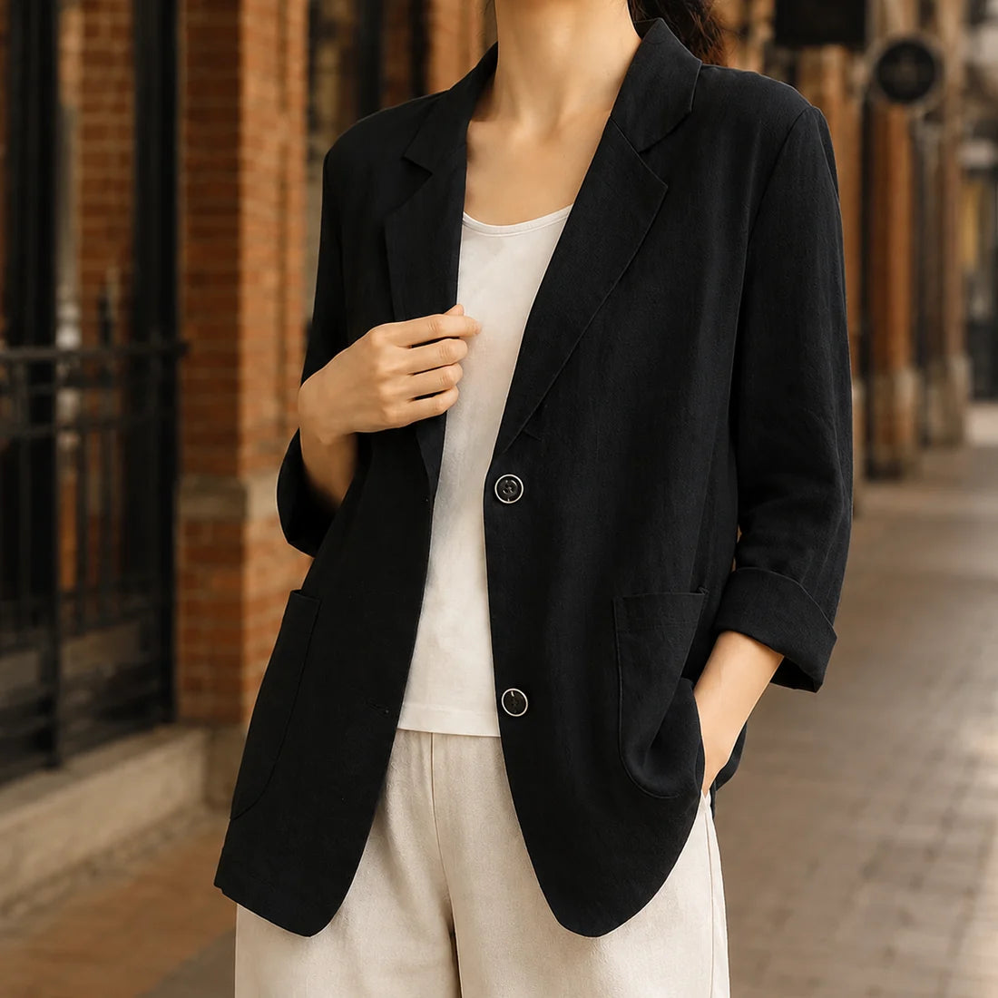 Women’s Relaxed Linen-Blend Two-Button Blazer