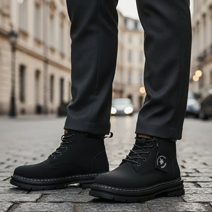 Men’s Fur-Lined Winter Snow Boots with Chunky Lug Sole