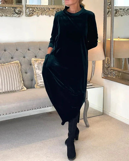 Women's Elegant Velvet Evening Dress with Relaxed Fit