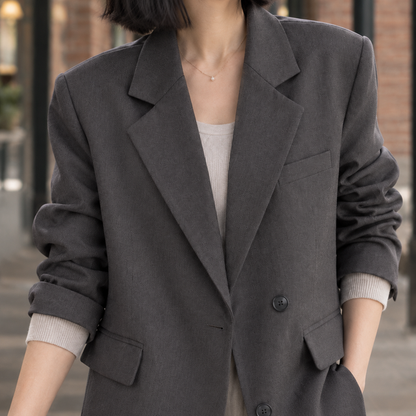 Women’s Relaxed Straight-Fit Blazer with Flap Pockets