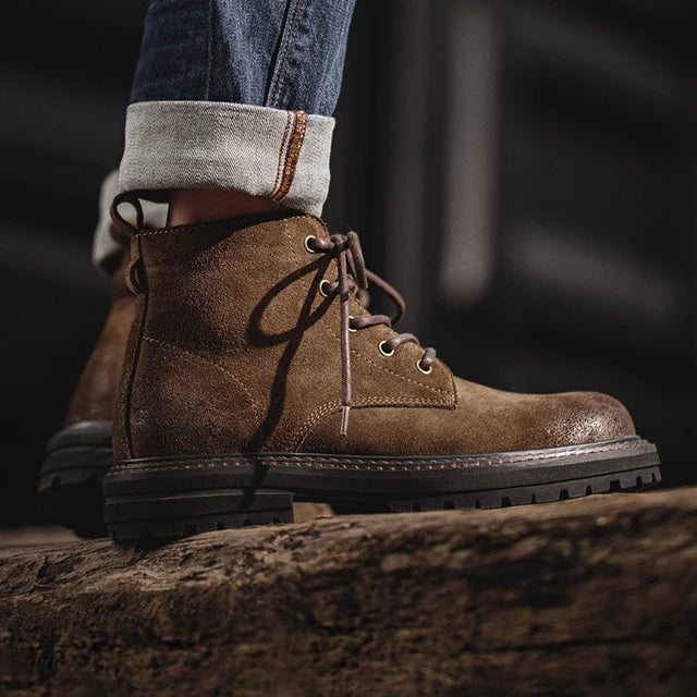 Men’s Vintage-Inspired Lace-Up Boots with Cushioned Sole