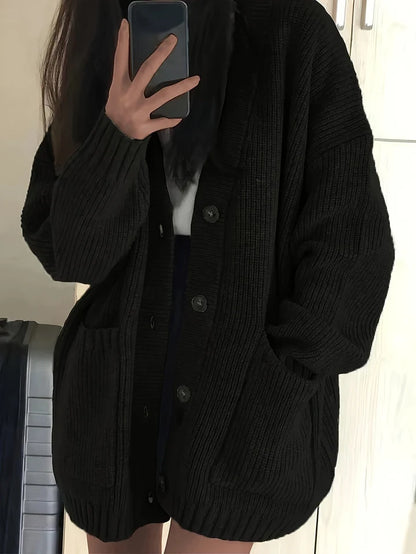 Women’s Oversized Ribbed Knit Button-Front Cardigan with Patch Pockets