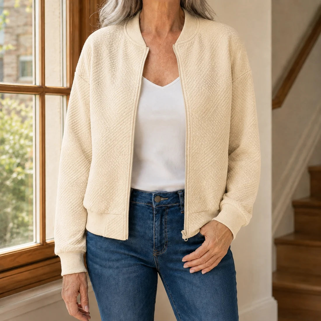 Women’s Relaxed Textured Zip Jacket with Ribbed Trim