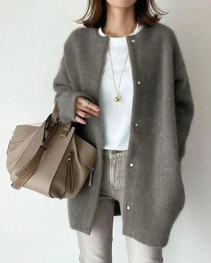 Women’s Wool-Blend Cardigan with Relaxed Fit and Deep Pockets