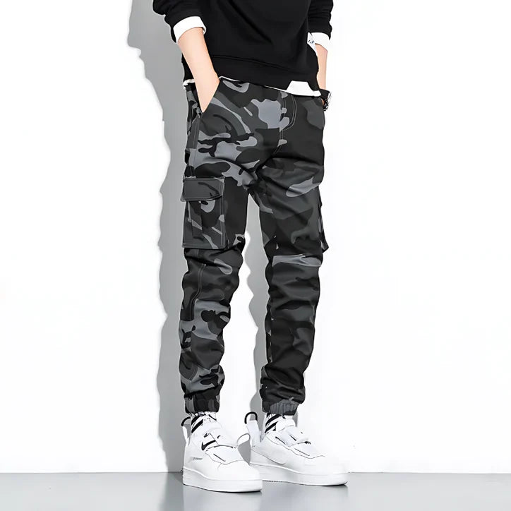 Men’s Stretch Camouflage Cargo Pants with Tapered Fit