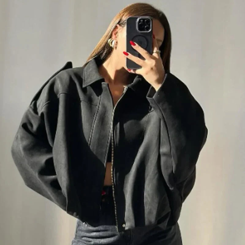 Women’s Oversized Cropped Bomber Jacket with Structured Collar and Zip Front