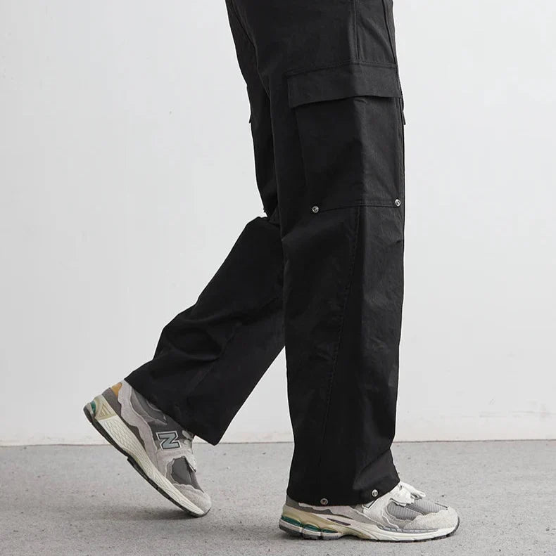 Men’s Wide-Leg Cotton Canvas Cargo Trousers with Flap Pockets
