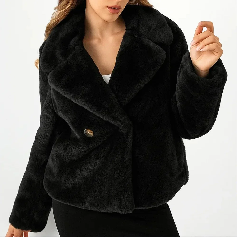 Women’s Plush Faux-Fur Double-Breasted Lapel Jacket