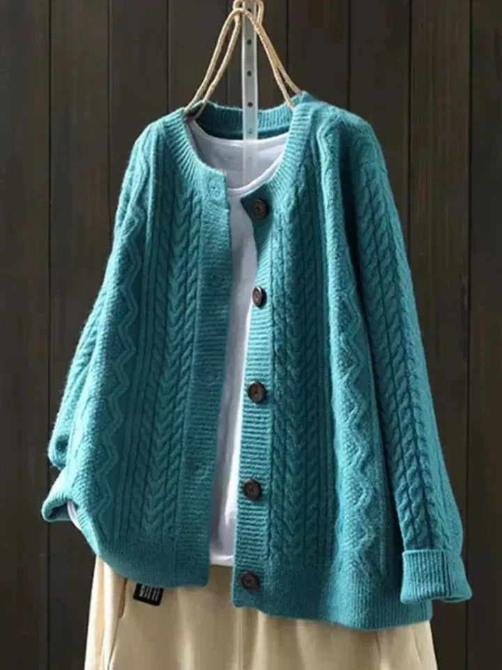 Women’s Oversized Textured Cable-Knit Button-Front Cardigan with Ribbed Trim