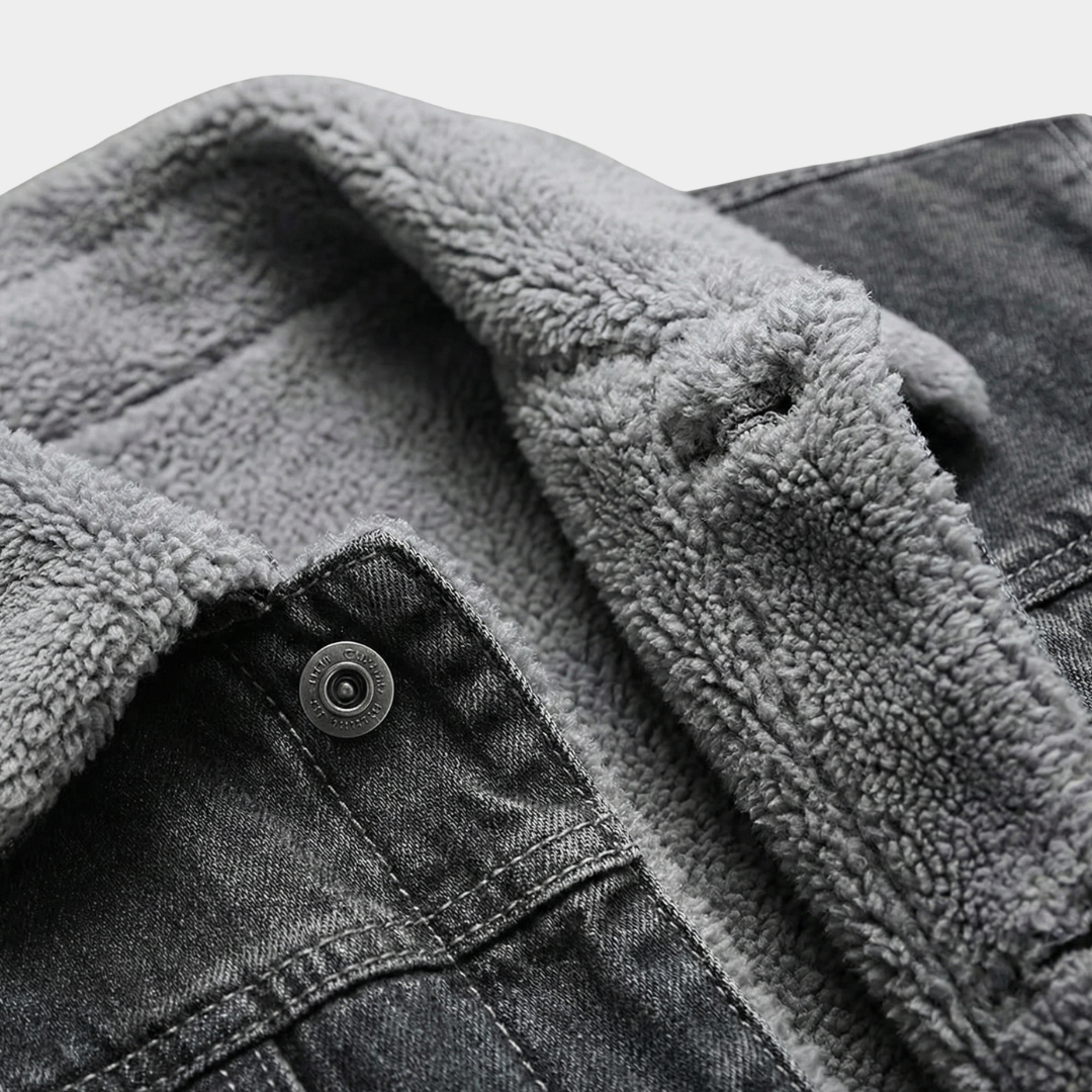 Men’s Fleece-Lined Washed Denim Trucker Jacket