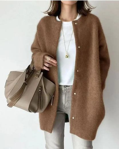 Women’s Wool-Blend Cardigan with Relaxed Fit and Deep Pockets