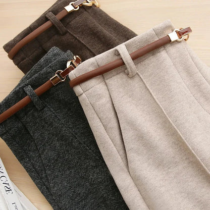 Women’s Warm Lambswool Straight-Leg Trousers