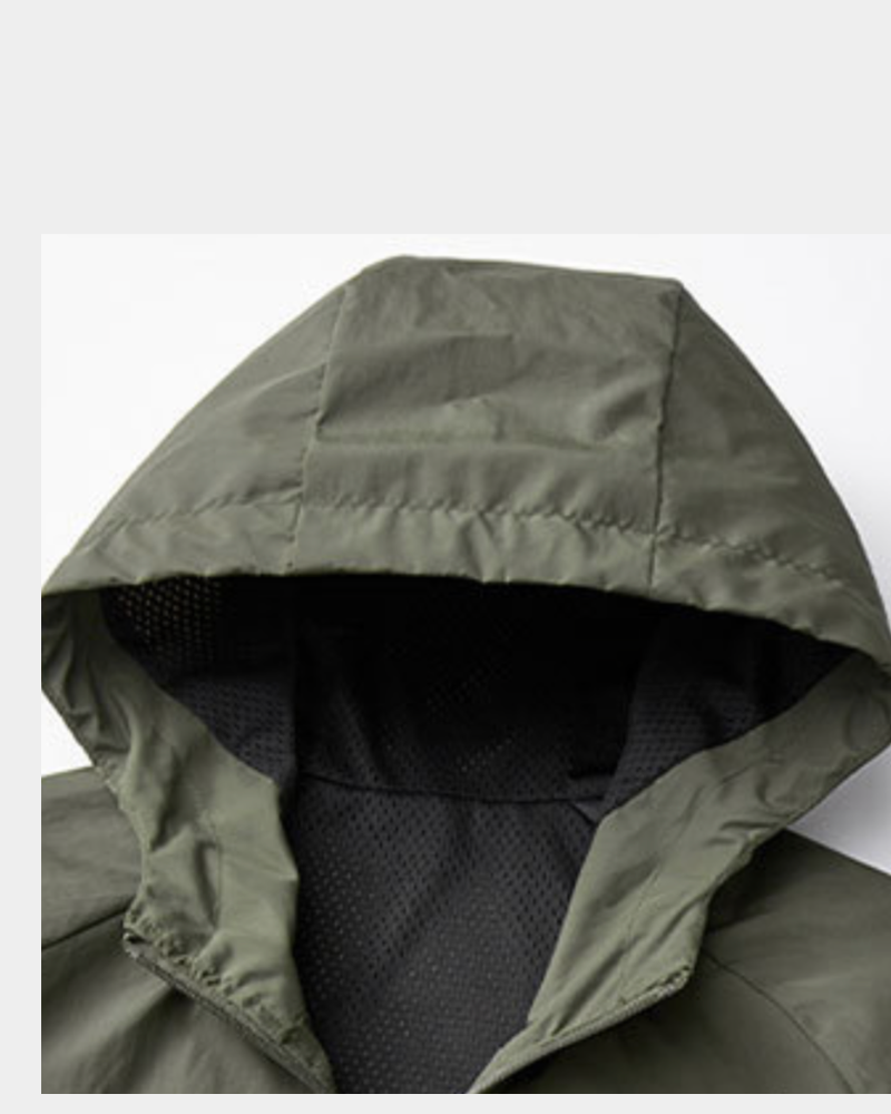 Men’s Lightweight Hooded Water-Repellent Windbreaker