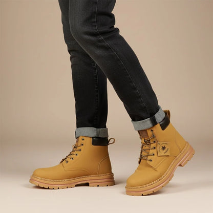Men’s Fur-Lined Winter Snow Boots with Chunky Lug Sole