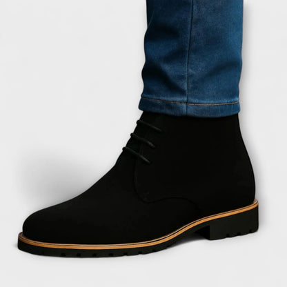 Men’s Classic Ankle-High Chukka Boots with Cushioned Insole