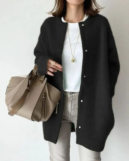 Women’s Wool-Blend Cardigan with Relaxed Fit and Deep Pockets