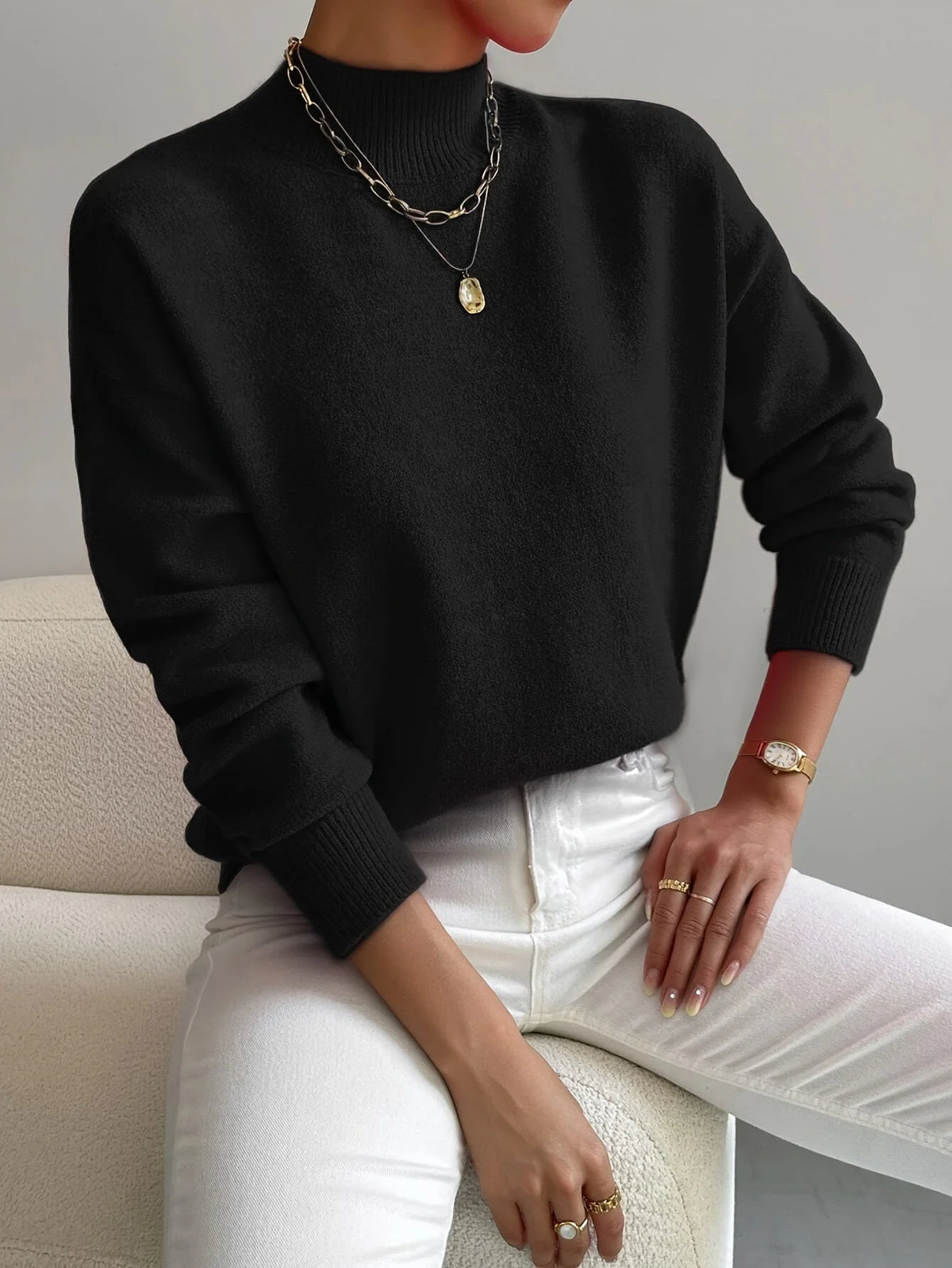 Women’s Classic Crew Neck Ribbed Hem Sweater