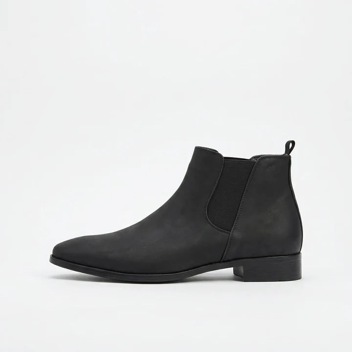 Men’s Smooth Leather Chelsea Boots with Cushioned Lining