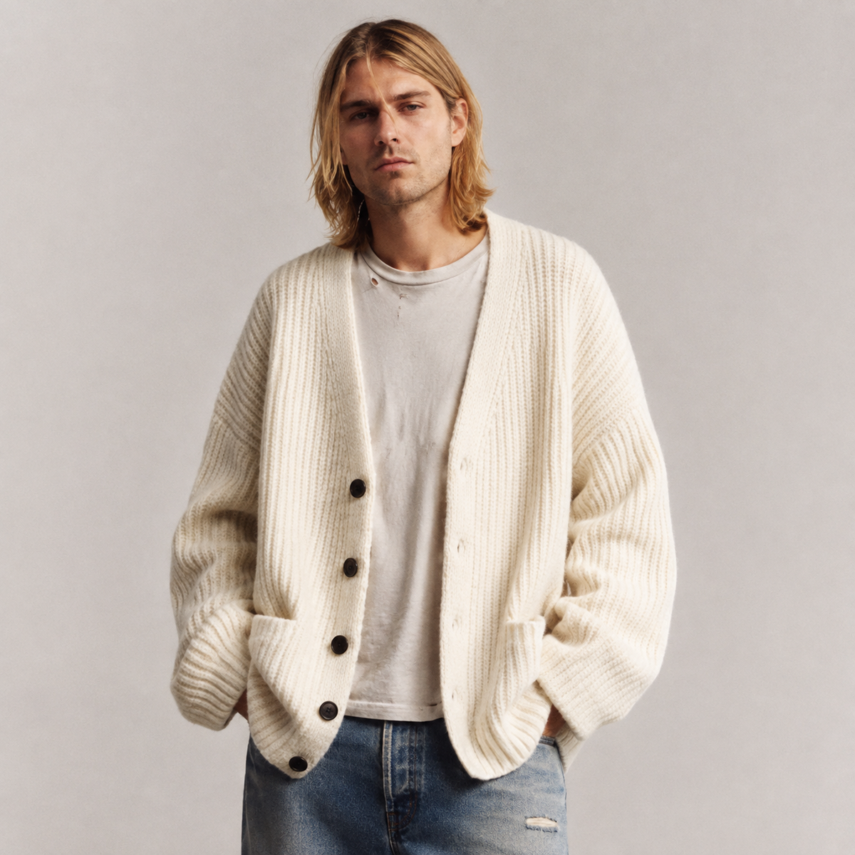 Men’s Relaxed V-Neck Knit Cardigan