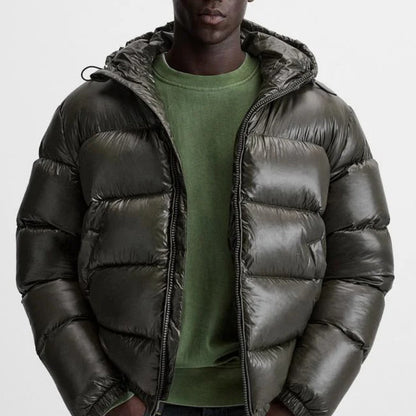 Men’s Lightweight Hooded Puffer Jacket with High Collar
