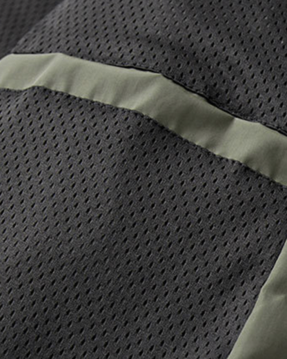 Men’s Lightweight Hooded Water-Repellent Windbreaker