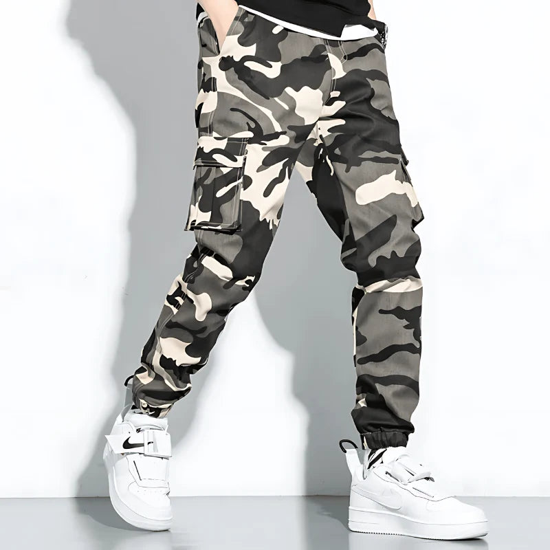 Men’s Stretch Camouflage Cargo Pants with Tapered Fit