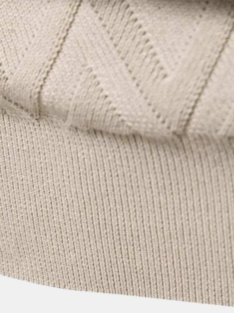 Men’s Minimalist Breathable Knit Crew Neck Pullover