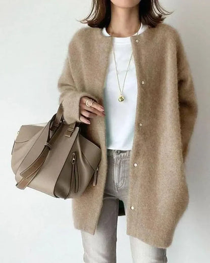 Women’s Wool-Blend Cardigan with Relaxed Fit and Deep Pockets
