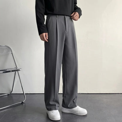 Men’s Lightweight Wool Pleated Trousers