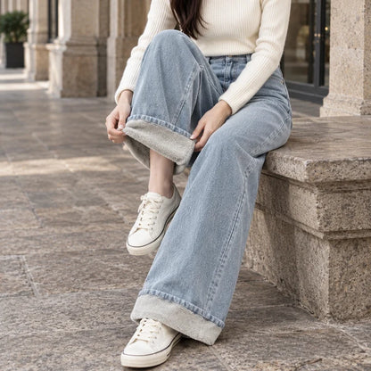Women’s High-Rise Fleece-Lined Wide-Leg Jeans